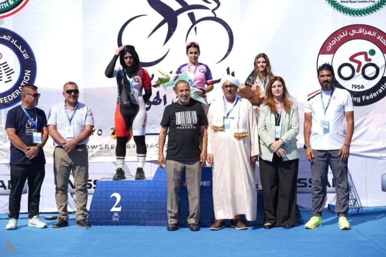 العراقية-آية-سرمد-تحرز-ذهبية-بطولة-العرب-بالدراجات.jpg
