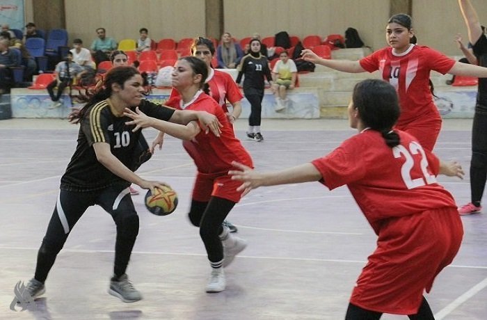 فرق-الكرخ-تفرض-سطوتها-على-بطولة-التحدي-النسوية-لكرة-اليد.jpg