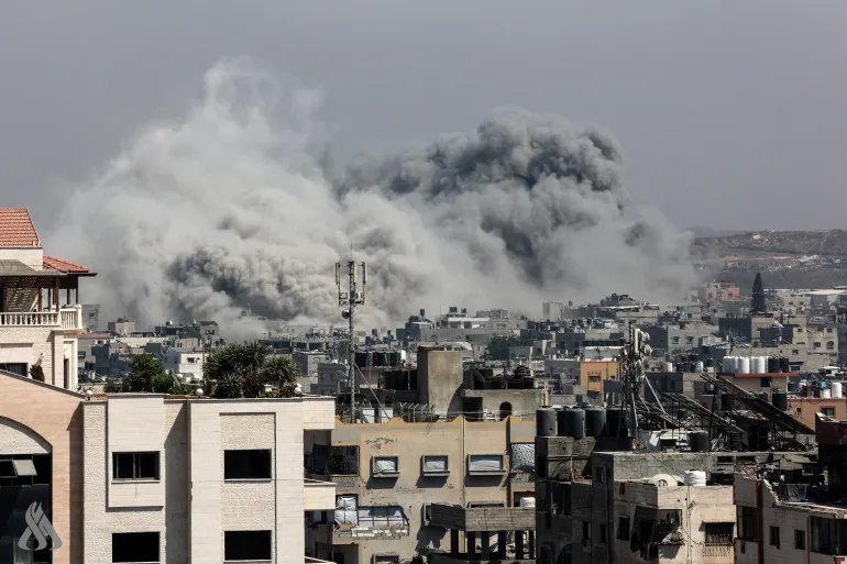 الاحتلال-يقصف-بالمدفعية-وراء-الخط-الأصفر-وسط-غزة.jpg