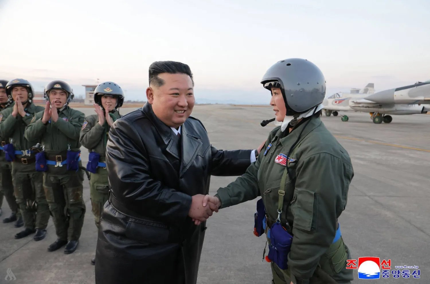 كيم-جونغ-يتعهد-تجهيز-قواته-الجوية-بأصول-استراتيجية.jpg