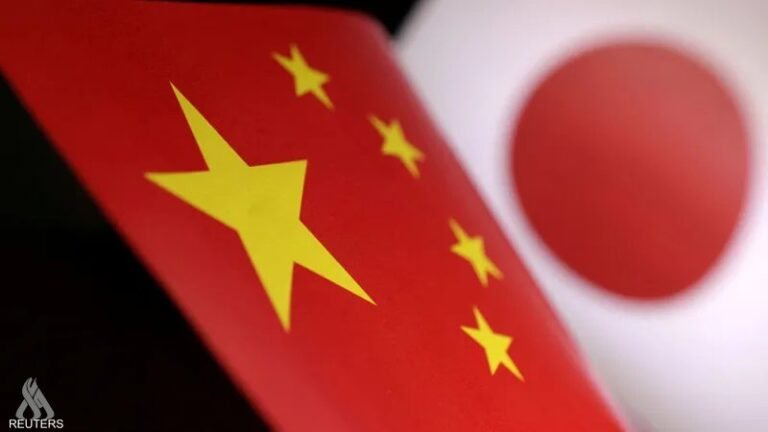 طوكيو-تستدعي-سفير-بكين-لديها-على-خلفية-تعرض-طائرات-مقاتلة.jpg