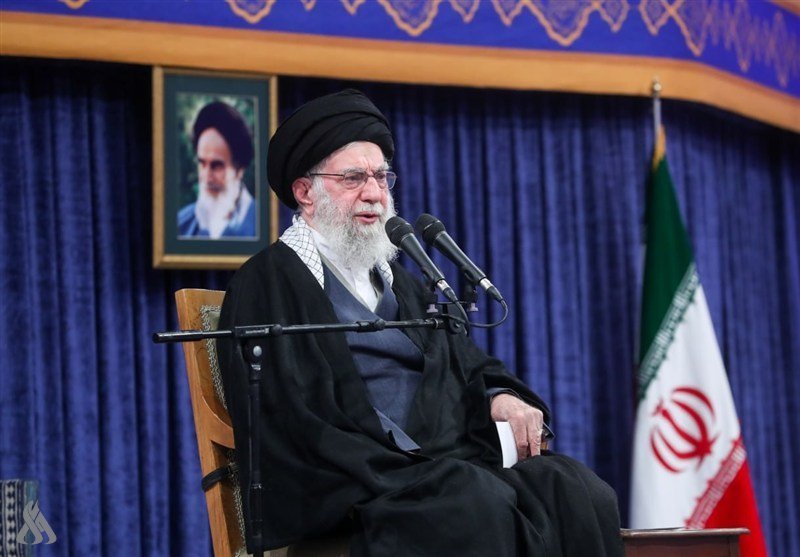 السيد-الخامنئي-نحن-لا-نتراجع-أمام-العدو.jpg
