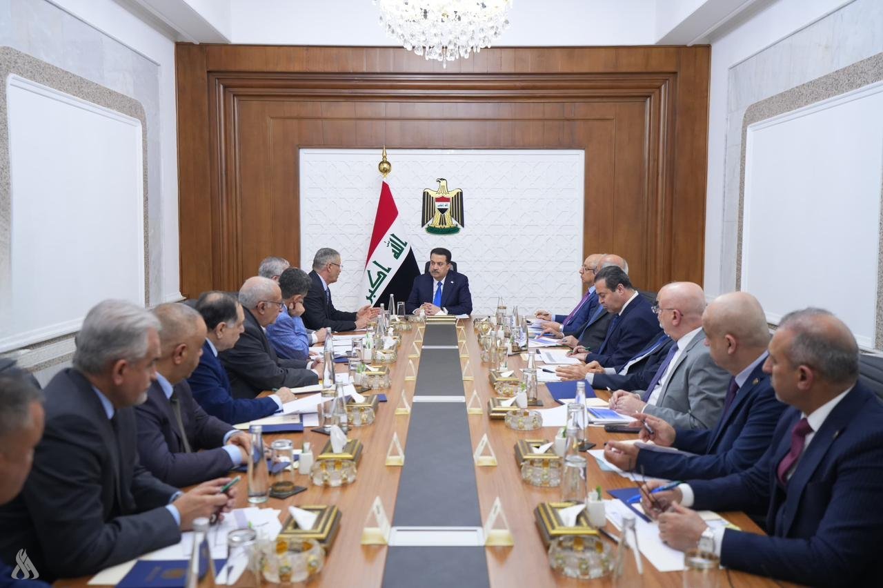 رئيس-الوزراء-يوجه-باستثمار-الجهود-لإكمال-متطلبات-نجاح-مشاريع-وزارة.jpg