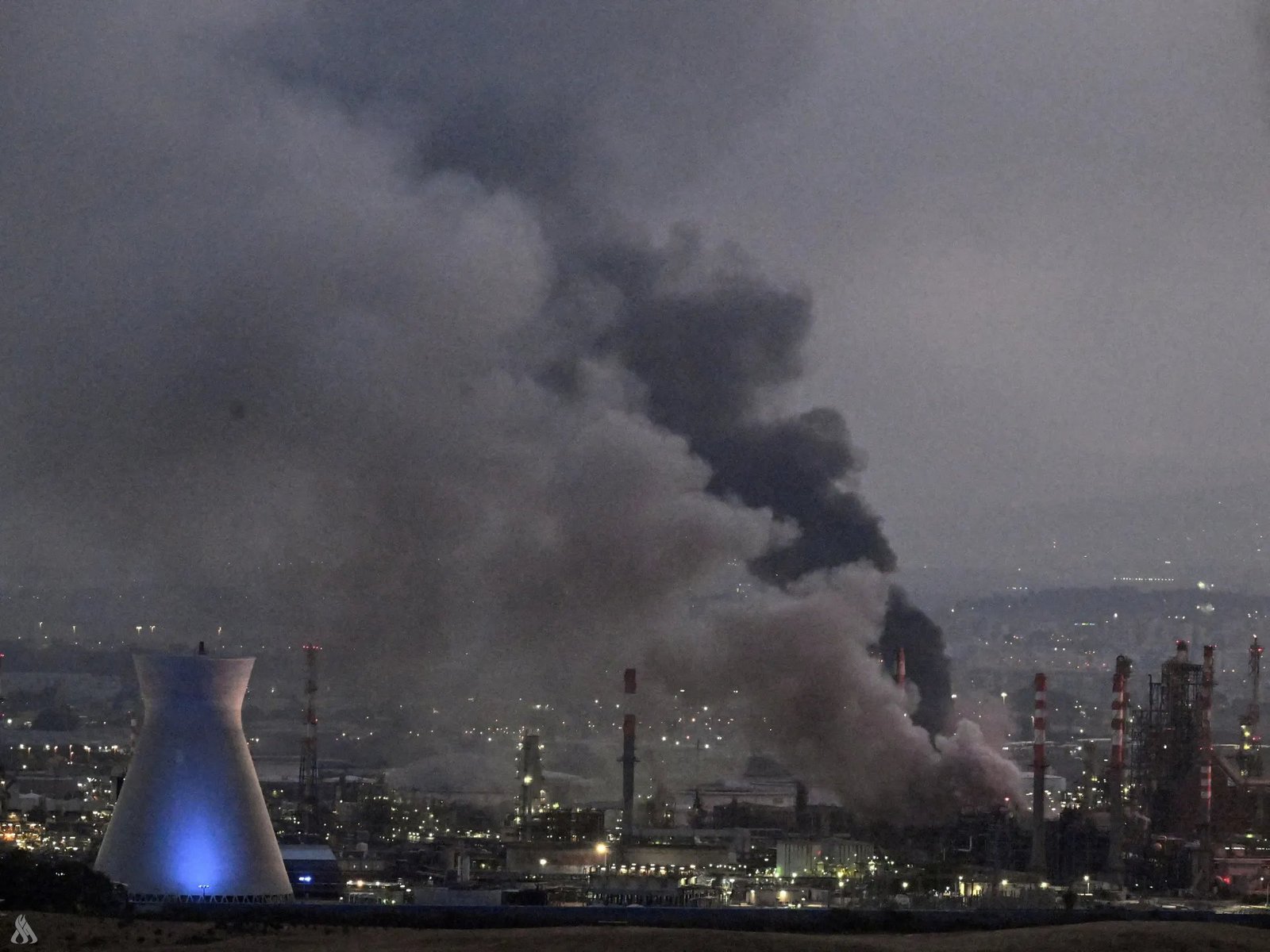 الجيش-الإيراني-استهدفنا-مصفاة-النفط-والغاز-ومخازن-الوقود-في-حيفا.jpg